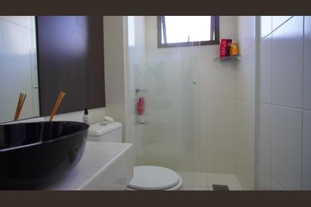 Apartamento à venda com 87m², 2 quartos e 2 vagasBanheiro 2 corredor 