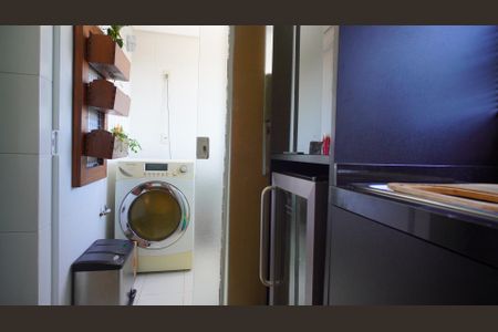 Apartamento à venda com 87m², 2 quartos e 2 vagasLavanderia 