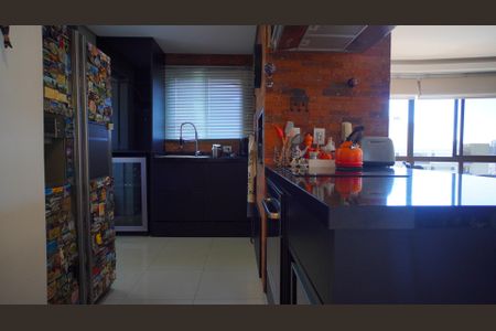 Apartamento à venda com 87m², 2 quartos e 2 vagasCozinha 