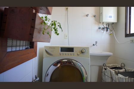 Apartamento à venda com 87m², 2 quartos e 2 vagasLavanderia 