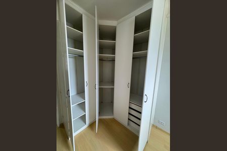 Apartamento à venda com 97m², 3 quartos e 1 vaga Apartamento à venda com 97m², 3 quartos e 1 vagaQuarto