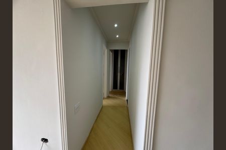 Apartamento à venda com 97m², 3 quartos e 1 vaga Apartamento à venda com 97m², 3 quartos e 1 vagaCorredor