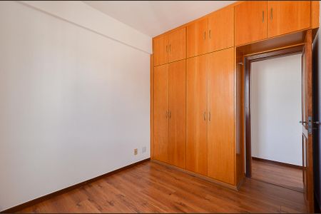 Apartamento para alugar com 121m², 4 quartos e 2 vagasQuarto 3