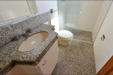 Apartamento para alugar com 121m², 4 quartos e 2 vagasBanheirot Suíte