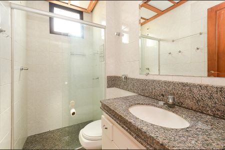 Apartamento para alugar com 121m², 4 quartos e 2 vagasBanheiro Social