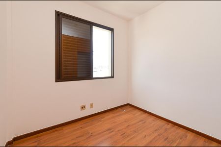 Apartamento para alugar com 121m², 4 quartos e 2 vagasQuarto 2