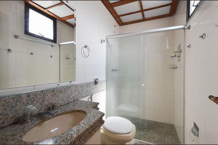 Apartamento para alugar com 121m², 4 quartos e 2 vagasBanheiro Suíte