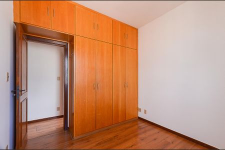 Apartamento para alugar com 121m², 4 quartos e 2 vagasQuarto 2