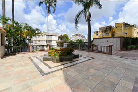 Apartamento para alugar com 121m², 4 quartos e 2 vagasEntrada