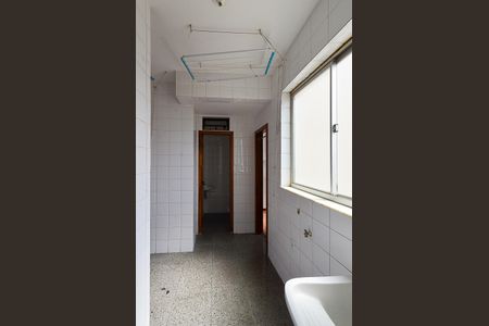 Apartamento para alugar com 121m², 4 quartos e 2 vagasÁrea de Serviço