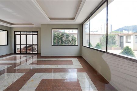 Apartamento para alugar com 121m², 4 quartos e 2 vagasÁrea comum - Salão de festas