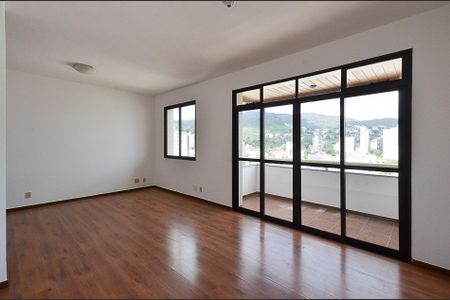 Apartamento para alugar com 121m², 4 quartos e 2 vagasSala Ambientes