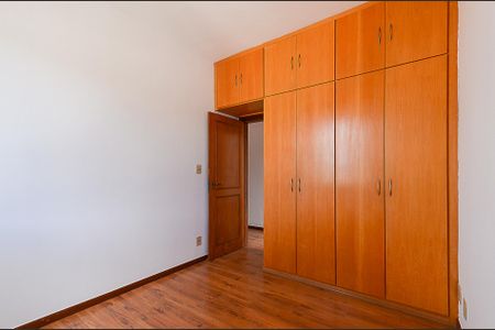 Apartamento para alugar com 121m², 4 quartos e 2 vagasQuarto 2