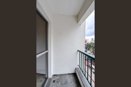 Apartamento à venda com 74m², 2 quartos e 1 vaga Apartamento à venda com 74m², 2 quartos e 1 vagaVaranda
