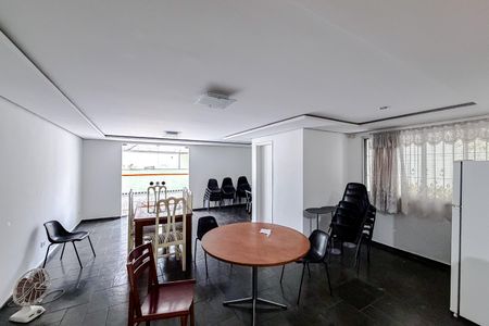 Apartamento à venda com 74m², 2 quartos e 1 vaga Apartamento à venda com 74m², 2 quartos e 1 vagaÁrea comum - Salão de festas