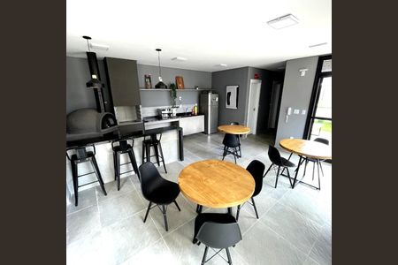 Apartamento à venda com 64m², 3 quartos e 1 vagaÁrea externa