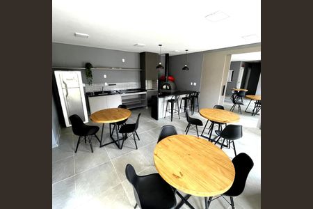 Apartamento à venda com 64m², 3 quartos e 1 vagaÁrea externa