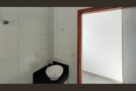 Casa para alugar com 162m², 3 quartos e 8 vagasBanheiro social