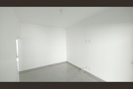 Casa para alugar com 162m², 3 quartos e 8 vagasSala