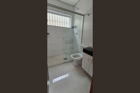 Casa para alugar com 162m², 3 quartos e 8 vagas