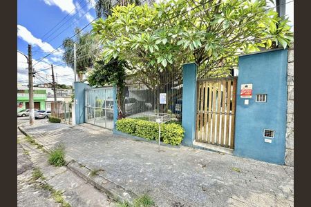 Casa à venda com 227m², 4 quartos e 4 vagasFachada