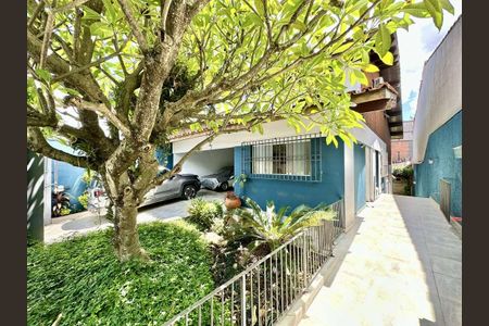 Casa à venda com 227m², 4 quartos e 4 vagasÁrea externa