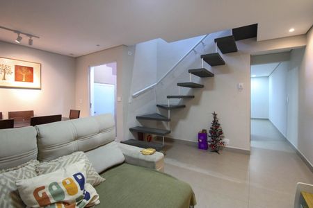 Casa para alugar com 166m², 2 quartos e 2 vagasSala