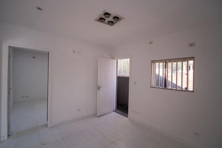 Sala de casa para alugar com 3 quartos, 70m² em Jardim Trussardi, São Paulo