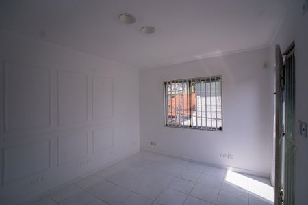 Quarto 2 de casa para alugar com 3 quartos, 70m² em Jardim Trussardi, São Paulo