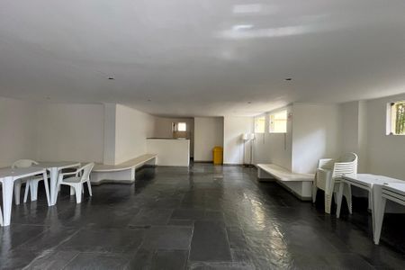 Apartamento à venda com 48m², 1 quarto e 1 vagaSalão de Festas