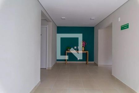 Apartamento para alugar com 32m², 2 quartos e sem vagaÁrea comum - Salão de festas