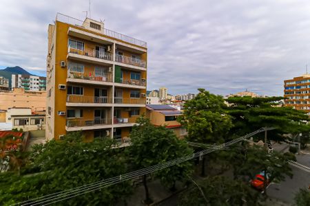 Apartamento para alugar com 80m², 2 quartos e 1 vagaQuarto 2 vista 