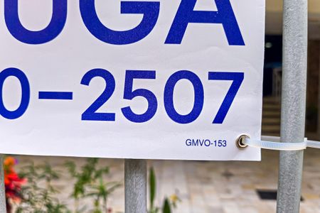 Apartamento para alugar com 80m², 2 quartos e 1 vagaFachada do Prédio com placa