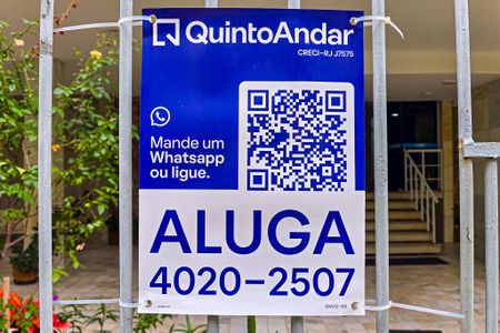 Apartamento para alugar com 80m², 2 quartos e 1 vagaFachada do Prédio com placa