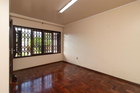 Sala de casa à venda com 5 quartos, 120m² em Santa Tereza, Porto Alegre