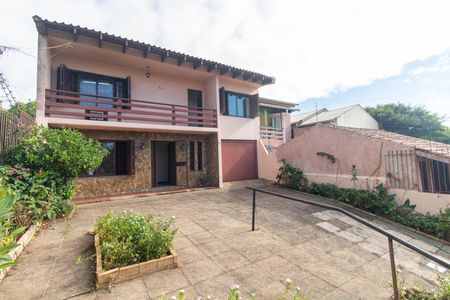 Casa à venda com 120m², 5 quartos e 2 vagasFachada