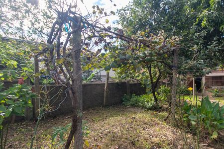 Casa à venda com 120m², 5 quartos e 2 vagasQuintal