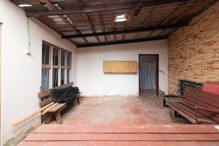 Casa à venda com 120m², 5 quartos e 2 vagasÁrea comum - Salão de festas