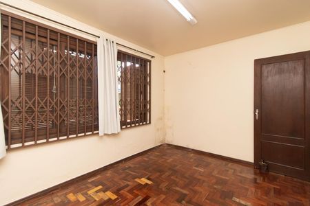 Casa à venda com 120m², 5 quartos e 2 vagasQuarto 1