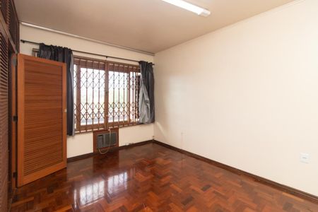 Casa à venda com 120m², 5 quartos e 2 vagasQuarto 3