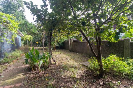 Casa à venda com 120m², 5 quartos e 2 vagasQuintal