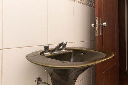 Casa à venda com 120m², 5 quartos e 2 vagasBanheiro