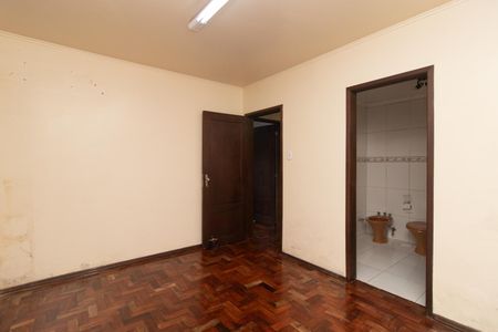 Casa à venda com 120m², 5 quartos e 2 vagasQuarto 1