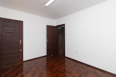 Casa à venda com 120m², 5 quartos e 2 vagasQuarto 5