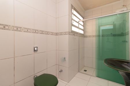 Casa à venda com 120m², 5 quartos e 2 vagasBanheiro