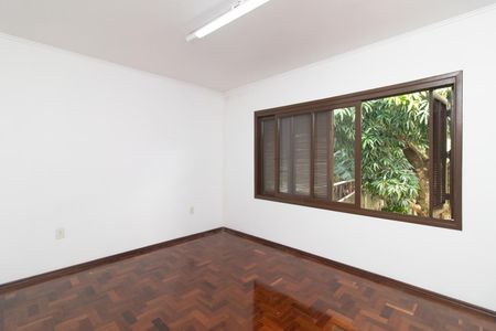 Casa à venda com 120m², 5 quartos e 2 vagasQuarto 5