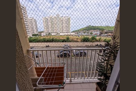 Casa de condomínio à venda com 60m², 2 quartos e 1 vagaSacada