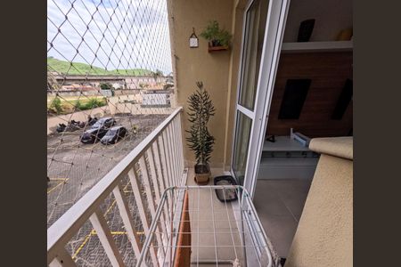 Casa de condomínio à venda com 60m², 2 quartos e 1 vagaSacada