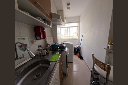Casa de condomínio à venda com 60m², 2 quartos e 1 vagaCozinha
