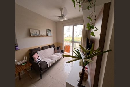 Casa de condomínio à venda com 60m², 2 quartos e 1 vagaSala